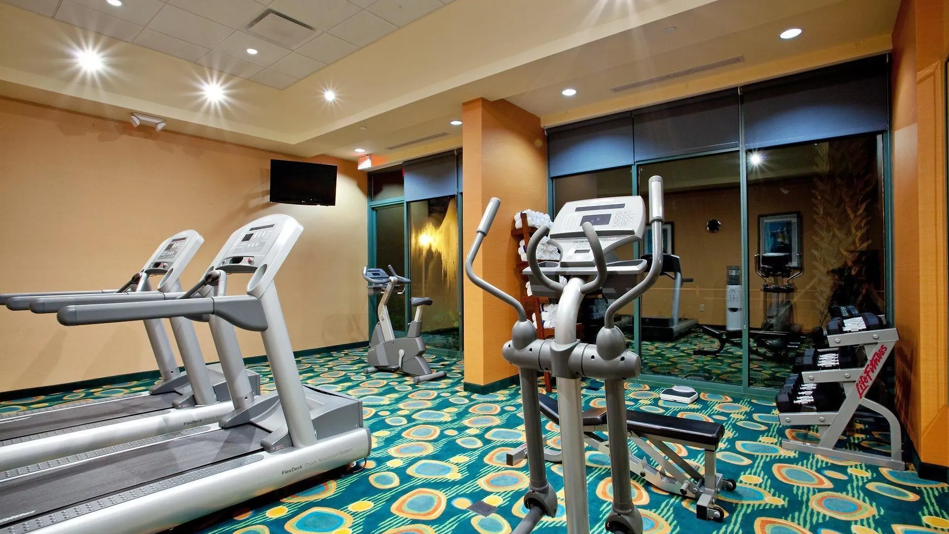 Holiday Inn Express & Suites Va Beach Oceanfront By Ihg Virginia Beach Resort