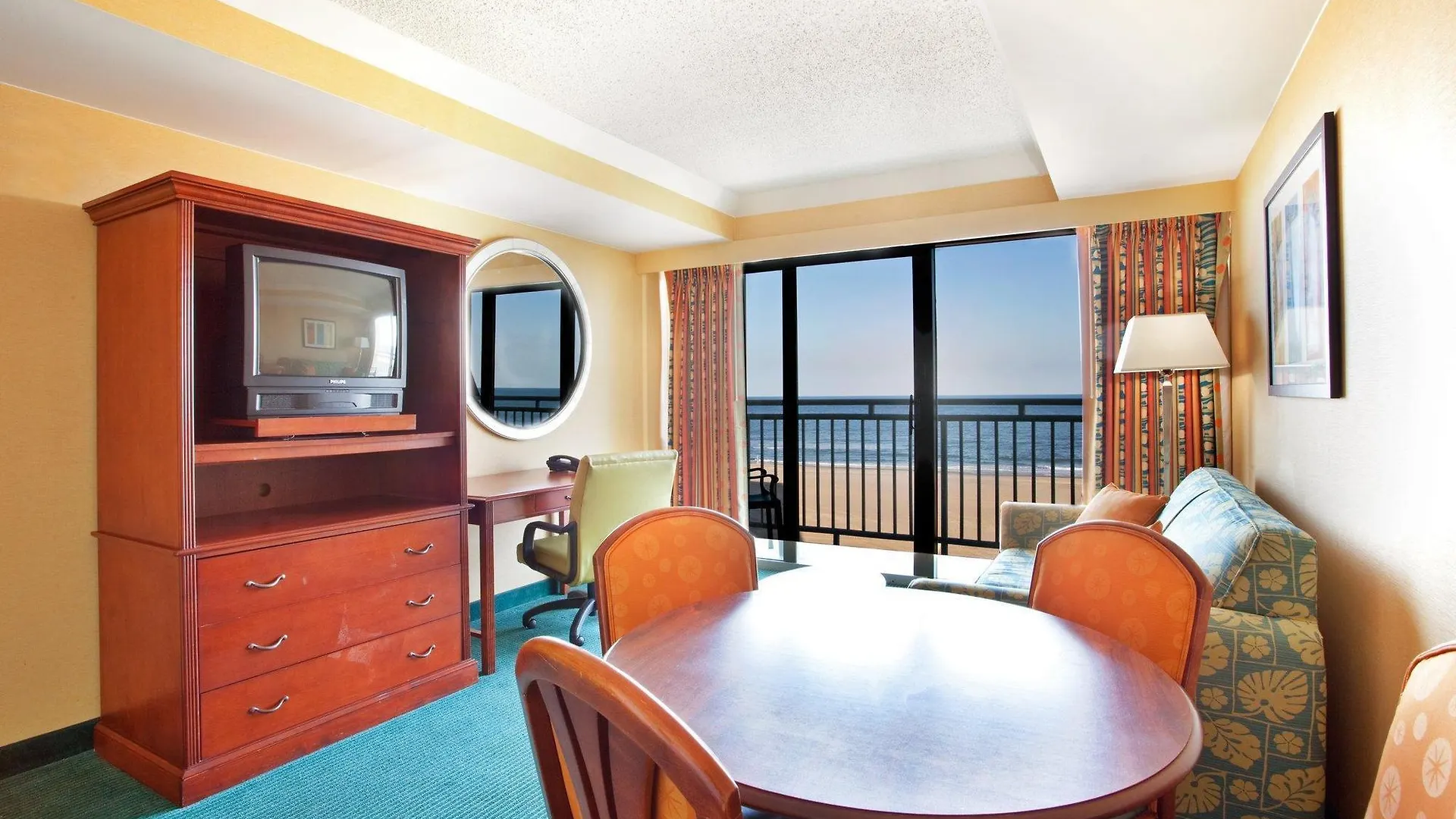 Resort Holiday Inn Express & Suites Va Beach Oceanfront By Ihg Virginia Beach